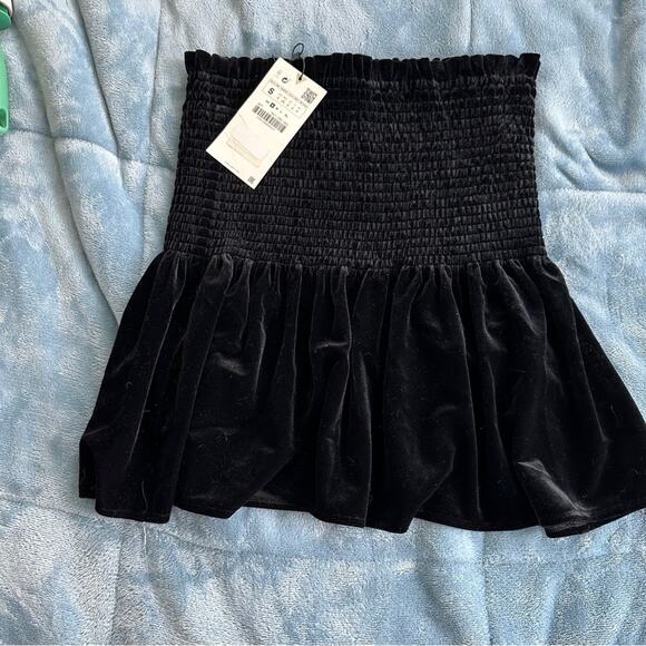 ZARA Crushed Velvet Smocked Skirt - Picture 4 of 6